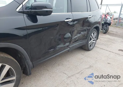 2018 Honda Pilot Touring из США, поврежденный, VIN 5FNYF5H97JB027040